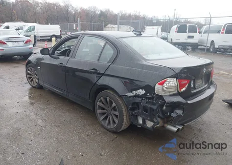2011 BMW 328I xDrive из США, поврежденный, VIN WBAPK5G56BNN79151